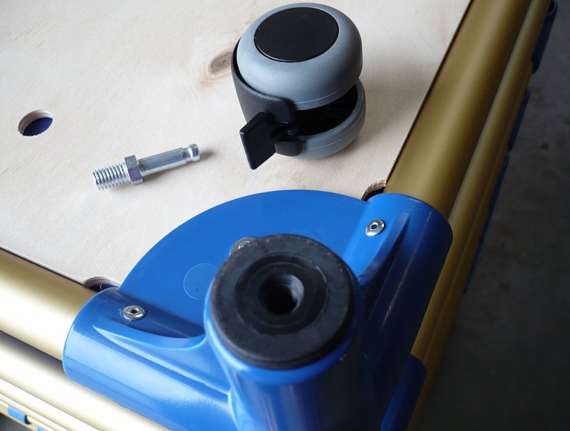 Hliníkové lehátko s kolečky 57x127x24 cm