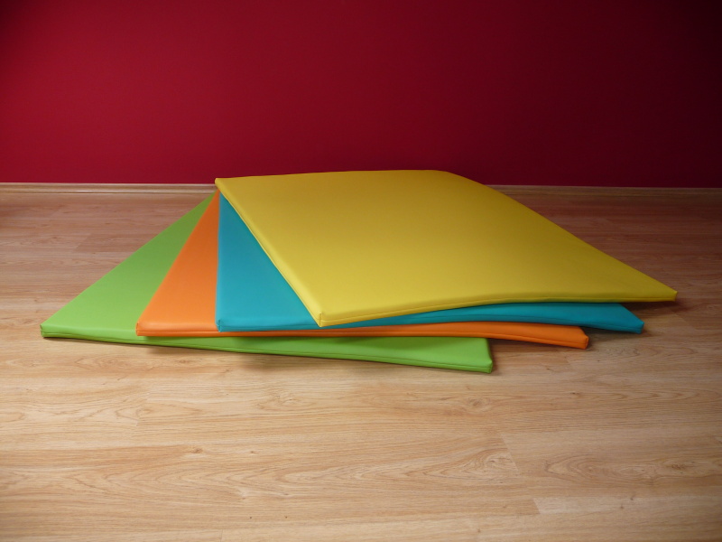 Molitanová žíněnka 125x100x4 cm