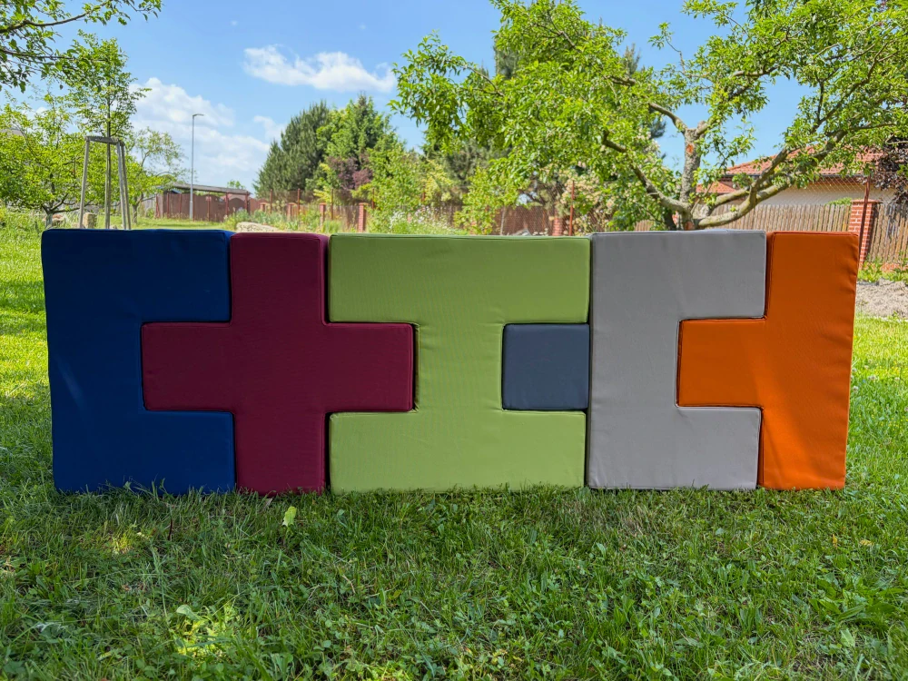 Molitanová SKLÁDACÍ KOSTKA OUTDOOR (60 cm)