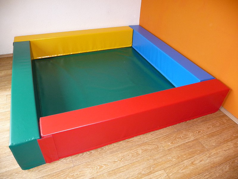 Molitanová ohrádka/bazén 210x180 cm