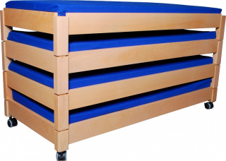 Bukové lehátko pro MŠ s kolečky 66x146x24 cm