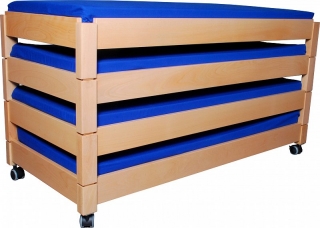 Bukové lehátko pro MŠ s kolečky 66x136x24 cm